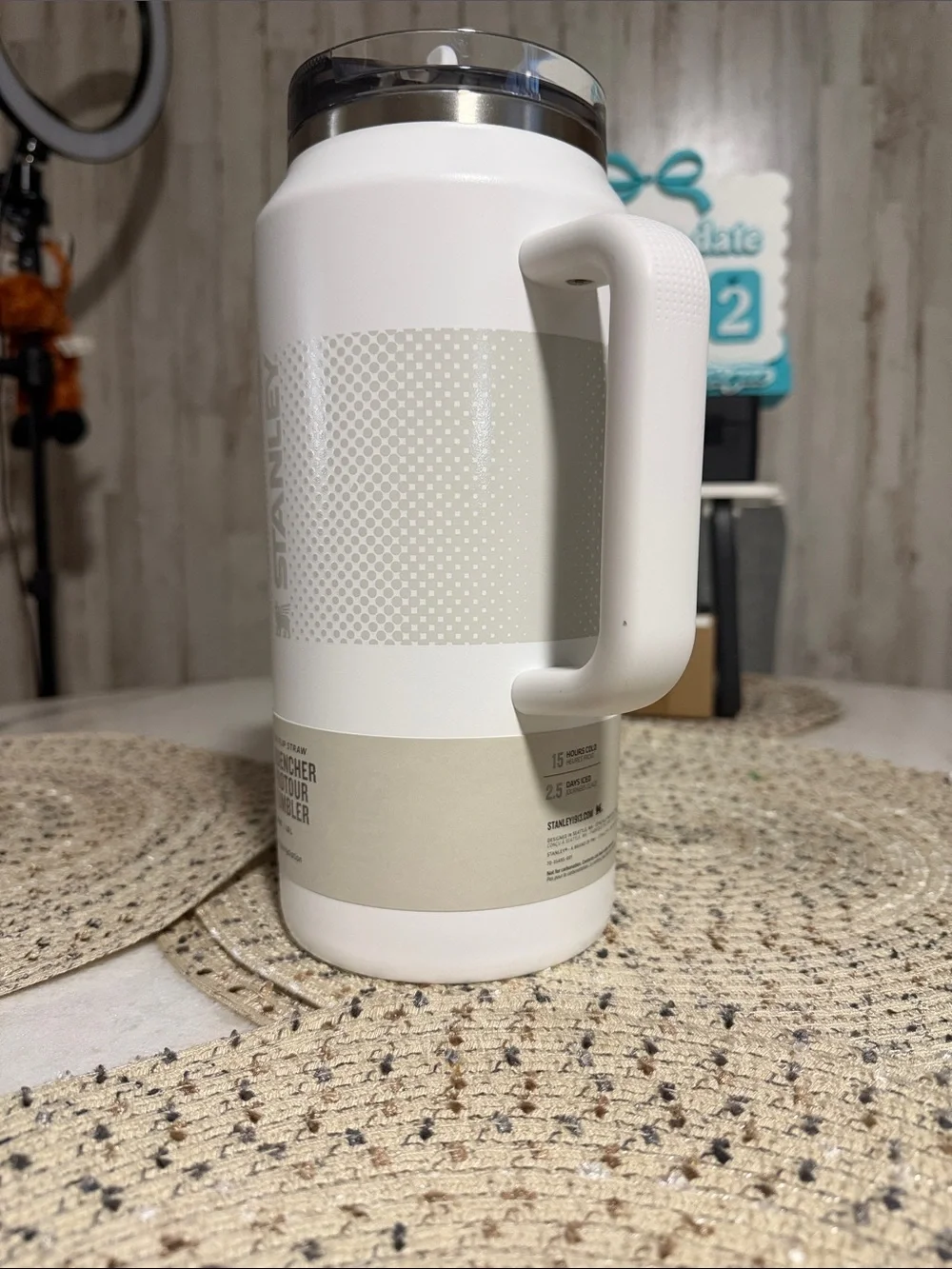 Stanley Frost Fade Quencher ProTour Tumbler with Handle and Flip Straw - Picture 3 of 6